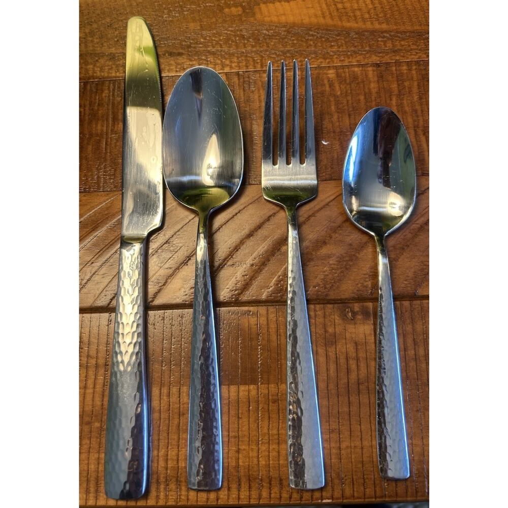 Wallace Continental Hammered Handle 4 Pc Place‎ Setting 18/10 Stainless Steel